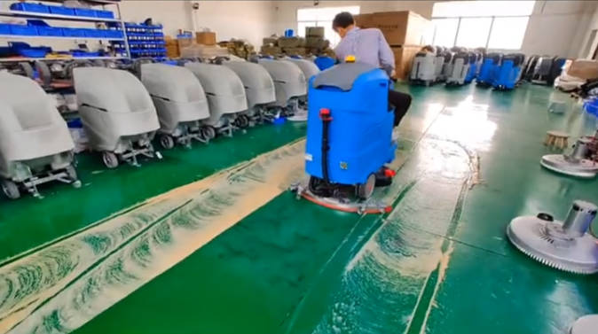 哈密2023年还在用人工的物业保洁不妨试试洗地机吧